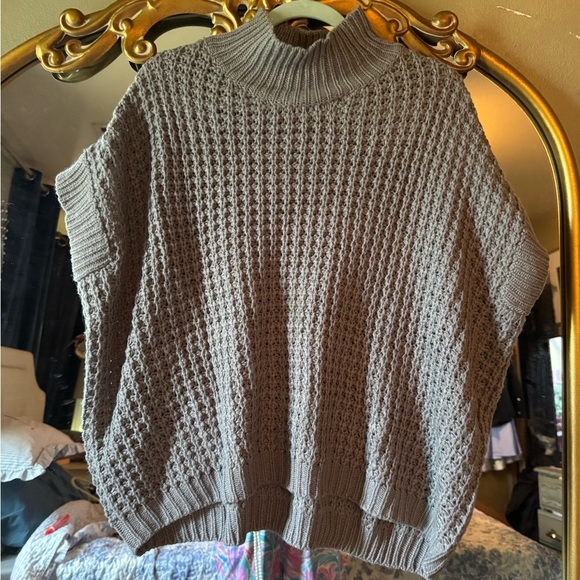 Women's grey Knit Sweater Top - Picture 1 of 6